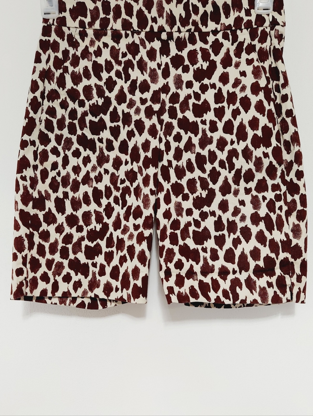 J. Crew Slim Bermuda Short Giraffe Printed Chino   SZ 2